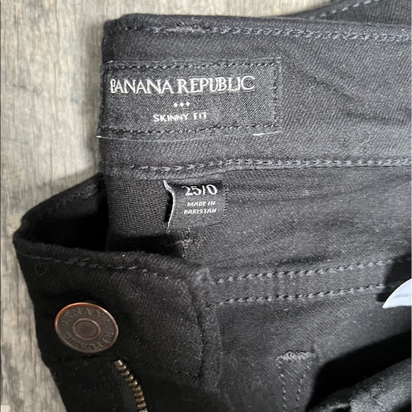 Banana republic | black skinny pants - Picture 3 of 4